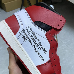 Off-White x Air Jordan 1 Chicago - Image 11