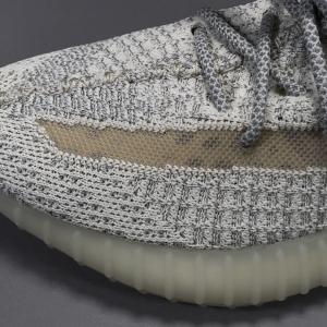 Yeezy Boost 350 V2 ‘Lundmark Reflective’ - Image 6