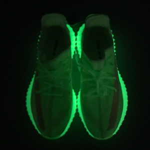 Yeezy Boost 350 V2 GID ‘Glow’ - Image 12