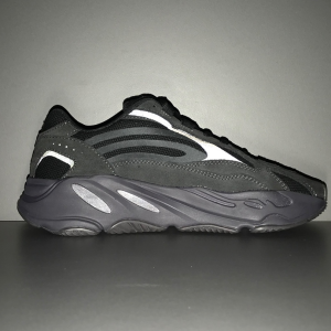 Yeezy Boost 700 V2 ‘Vanta’ - Image 9