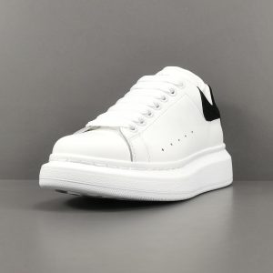 Canvas shoes - Image 2