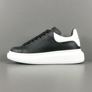 Casual shoes - Image 1