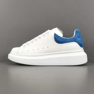 Canvas shoes - Image 1