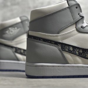 Dior x Air jordan high OG - Image 5