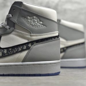 Dior x Air jordan high OG - Image 7