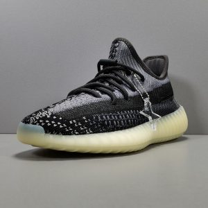 Yeezy Boost 350 V2 ‘Carbon’ - Image 2