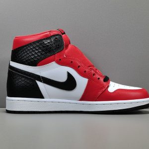 Air Jordan 1 High OG - Image 5