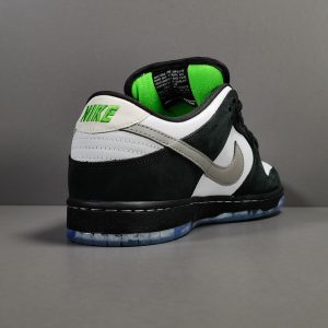 SB Dunk Low Staple Panda Pigeon - Image 4