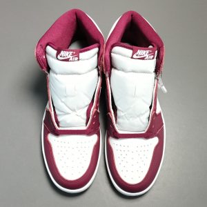 Air Jordan 1   Retro High OG ＂Bordeaux＂ - Image 3