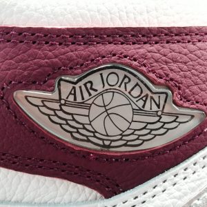 Air Jordan 1   Retro High OG ＂Bordeaux＂ - Image 13