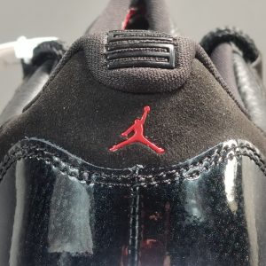 Air Jordan 11 Retro Low“72-10“ - Image 12