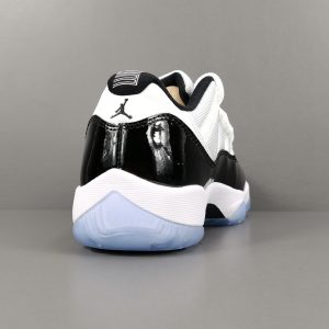 Air Jordan 11 Retro Low Concord - Image 4