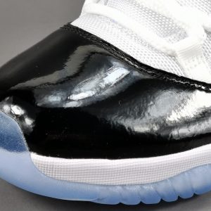 Air Jordan 11 Retro Low Concord - Image 9