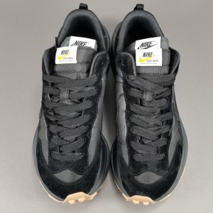 Sacai x NiKe VaporWaffle “Black and Gum “ - Image 3