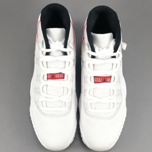 Air Jordan 11 Platinum Tint - Image 3