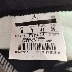 Air Jordan 11 Platinum Tint - Image 14