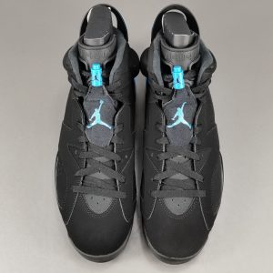 Air Jordan 6 UNC - Image 3