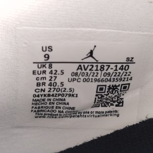 Air Jordan 11 Retro Low“Elephant“ - Image 14