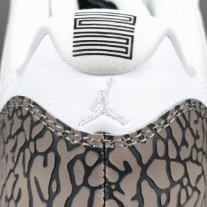 Air Jordan 11 Retro Low“Elephant“ - Image 12