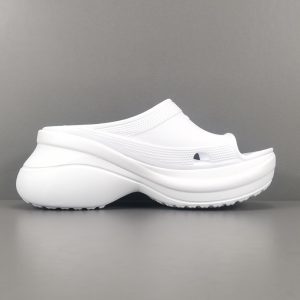 Balenciaga Pool Crocs Versatile Fashion Slippers - Image 5