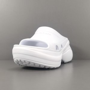 Balenciaga Pool Crocs Versatile Fashion Slippers - Image 2