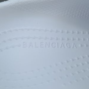 Balenciaga Pool Crocs Versatile Fashion Slippers - Image 13