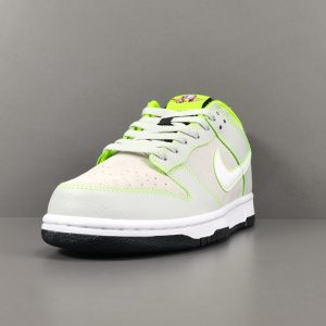 Nike DUNK Low University of Oregon PE - Image 2