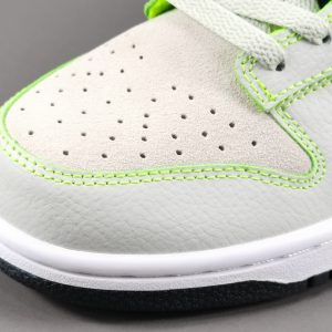 Nike DUNK Low University of Oregon PE - Image 9