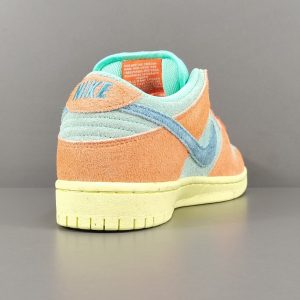 Nike DUNK SB Low  “Orang and Emerald Rise “ - Image 4