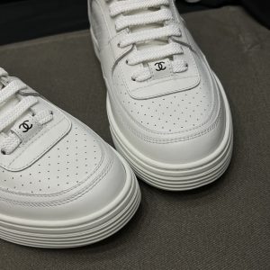 Sneakers - Image 4