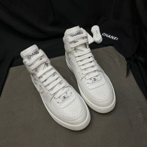 Sneakers - Image 1