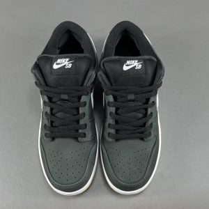 Nike DUNK SB Low  pro iso “black gum “ - Image 3