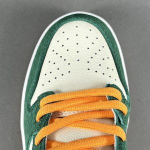 Nike DUNK SB Low  Pr0 “Legion Pine “ - Image 8