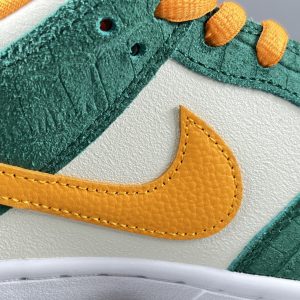 Nike DUNK SB Low  Pr0 “Legion Pine “ - Image 12