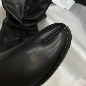 Casual Style Street Style Plain Leather Logo Mid Heel Boots - Image 4