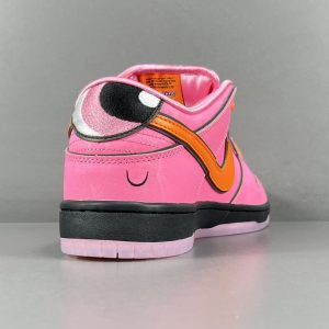 The Powerpuff Girls  x Nike DUNK SB Low - Image 5