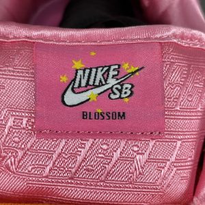 The Powerpuff Girls  x Nike DUNK SB Low - Image 10