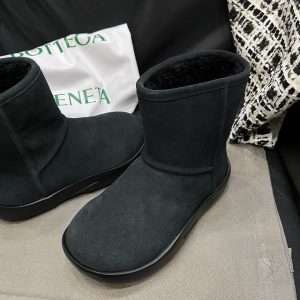 Casual Style Suede Plain Logo Boots - Image 5