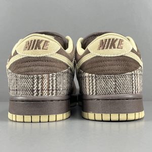 Nike DUNK SB Low  Tweed - Image 6