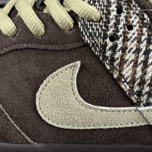 Nike DUNK SB Low  Tweed - Image 12