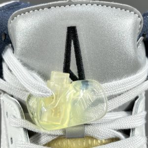 A MA MANEERE x Jordan  Air Jordan 5 “Photon Dust“ - Image 10