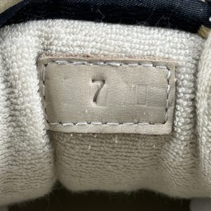 GUCCI Rubber Sole Logo Low-Top Sneakers - Image 9