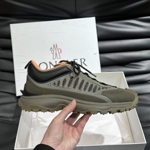 outdoor lace-up sneakers - Image 7