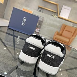 casual sneakers - Image 5