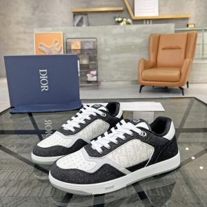 casual sneakers - Image 4