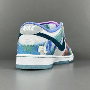 Futura Laboratories x NK Dunk SB - Image 4