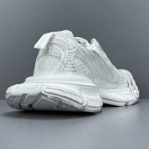 Balenciaga  Clunky Sneaker - Image 4