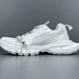 Balenciaga  Clunky Sneaker - Image 1