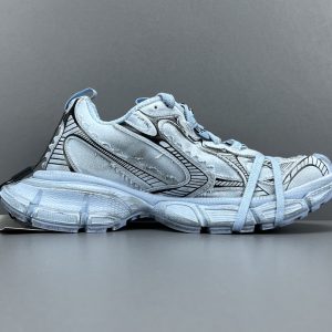 Balenciaga  Clunky Sneaker - Image 5