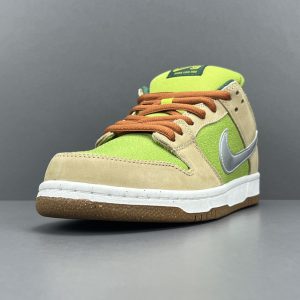 Nike Dunk SB Low”Dinner Plate” - Image 2